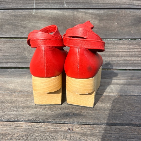 Vivienne Westwood Rocking Horse Wooden Red Leather Platform - Picture 4 of 4